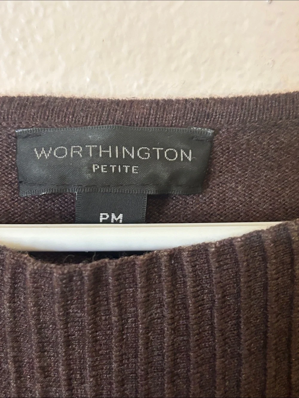 Woman’s Chocolate Brown Scoopneck Ribbed Yoke Sweater Top, 3/4 Sleeves, Size MP